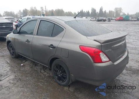 2015 Nissan Versa 1.6 S+ z USA, uszkodzony, nr VIN 3N1CN7AP3FL838993